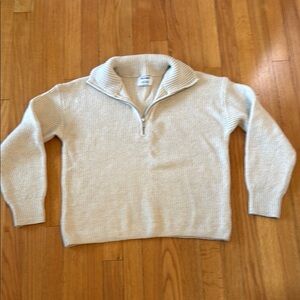 Old Navy Women’s Cream Half-Zip Sweater Size Medium